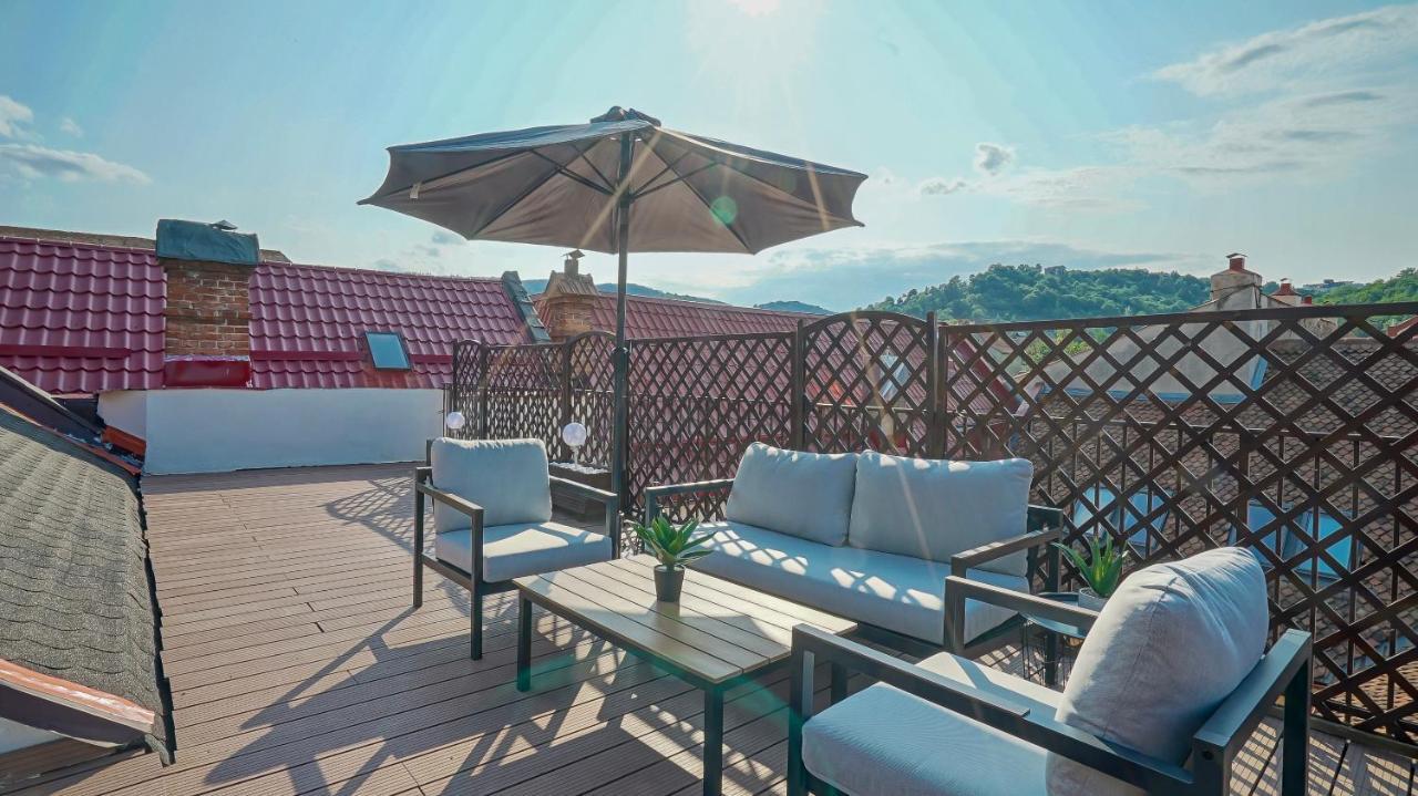 Rooftop Proprety With Large Terrace & Stunning Views - Apartament *