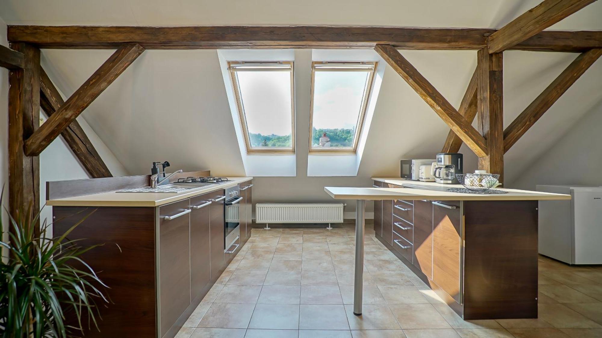 Rooftop Proprety With Large Terrace & Stunning Views - Brașov